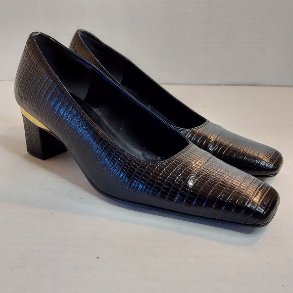 J. Renee Beam Black Lizard Heels - Picture 15 of 15